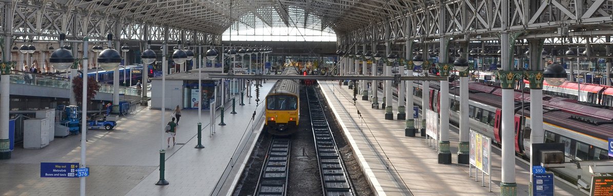 Manchester Piccadilly Railway Station, Manchester City Centre.